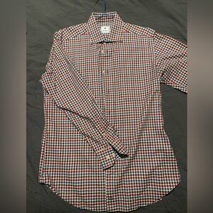 Men’s plaid shirt